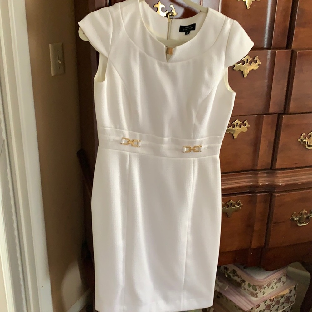 White Tahari dress with gold accents size 6